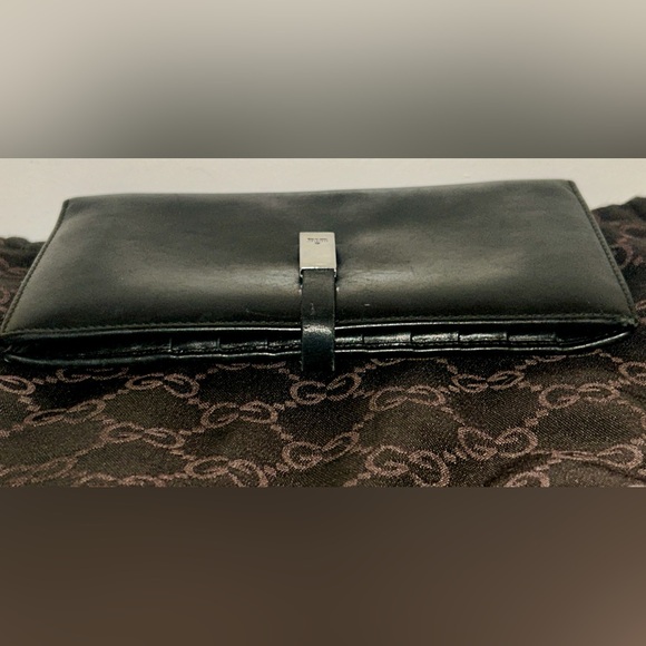Vintage Gucci Black Leather Long Bifold Flap Wallet.  Clean Corners! - Picture 4 of 10
